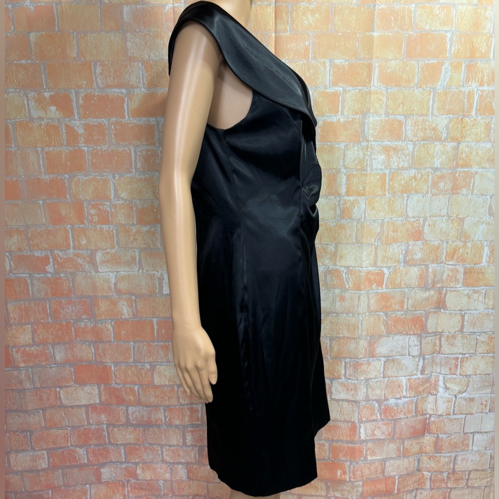 Onyx Nite Satin Dark Green Midi Dress - Picture 8 of 11